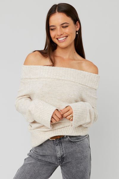 Pull épaules dénudées