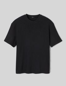 T-shirt reliéfé