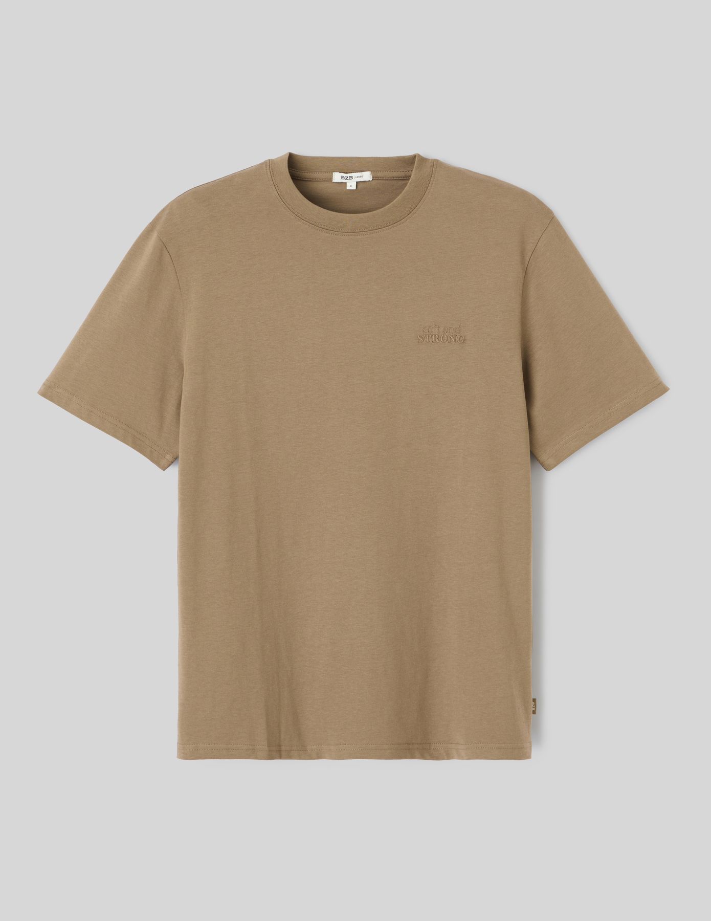 T-shirt broderie poitrine