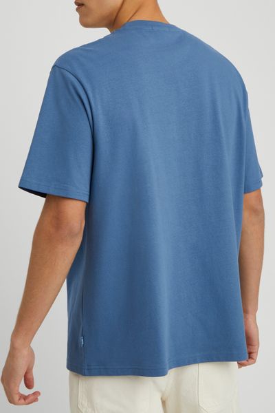 T-shirt broderie poitrine