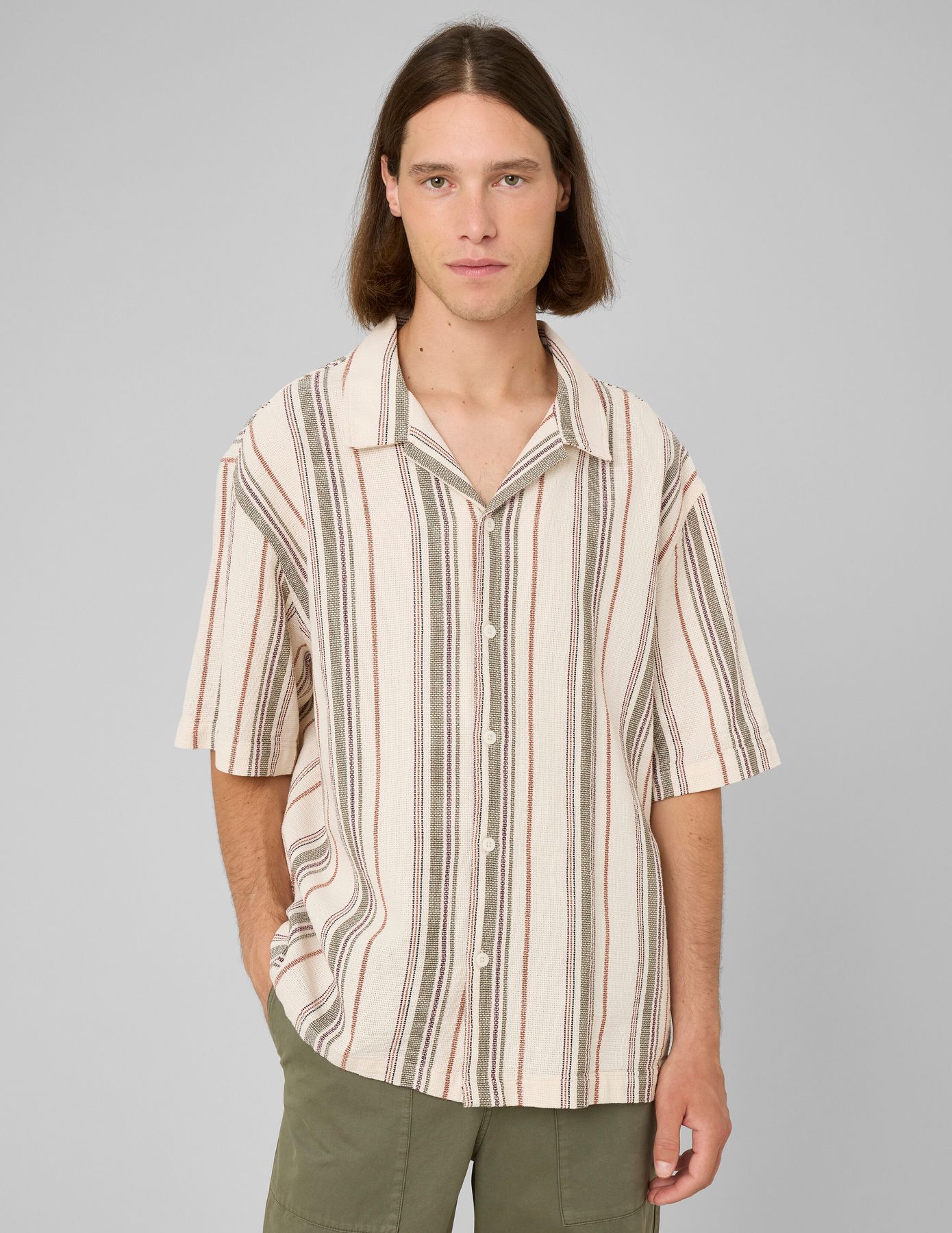 Chemise manches courtes ray&eacute;e