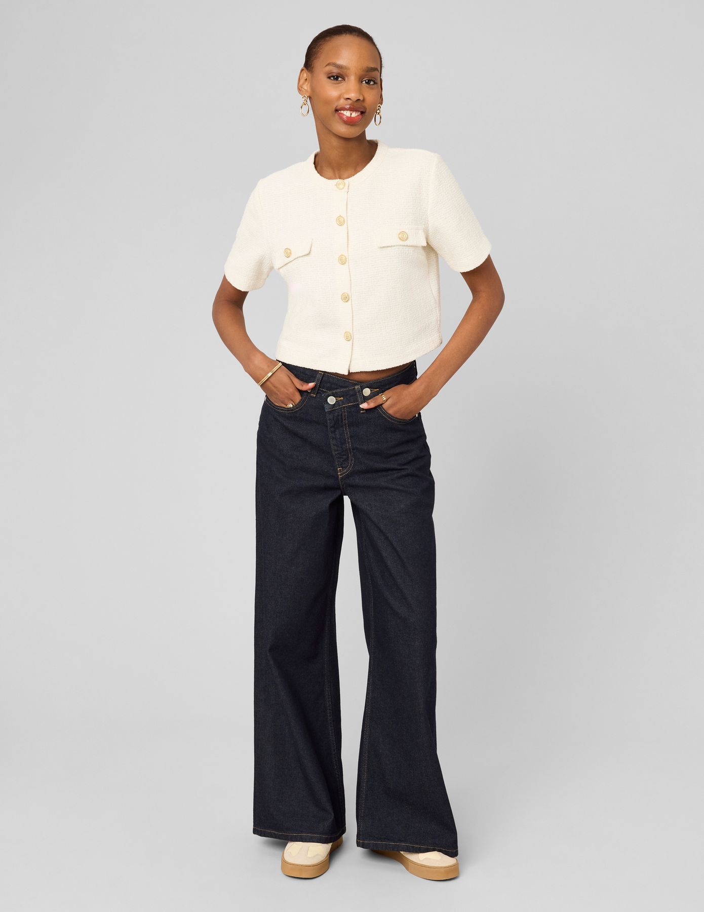 Top boutonn&eacute; en tweed