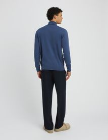 Pull col roul&eacute;