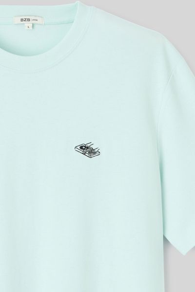 T-shirt broderie poitrine