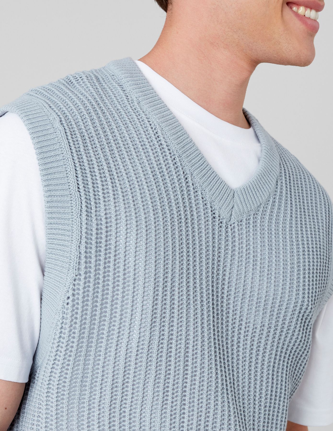 Pull uni sans manches