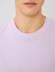 T-shirt logo poitrine