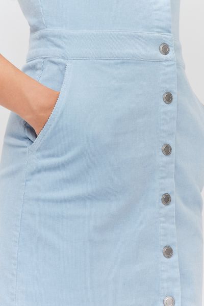 Robe en velours boutonnée