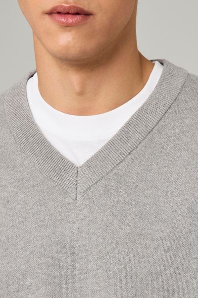Pull col V sans manches