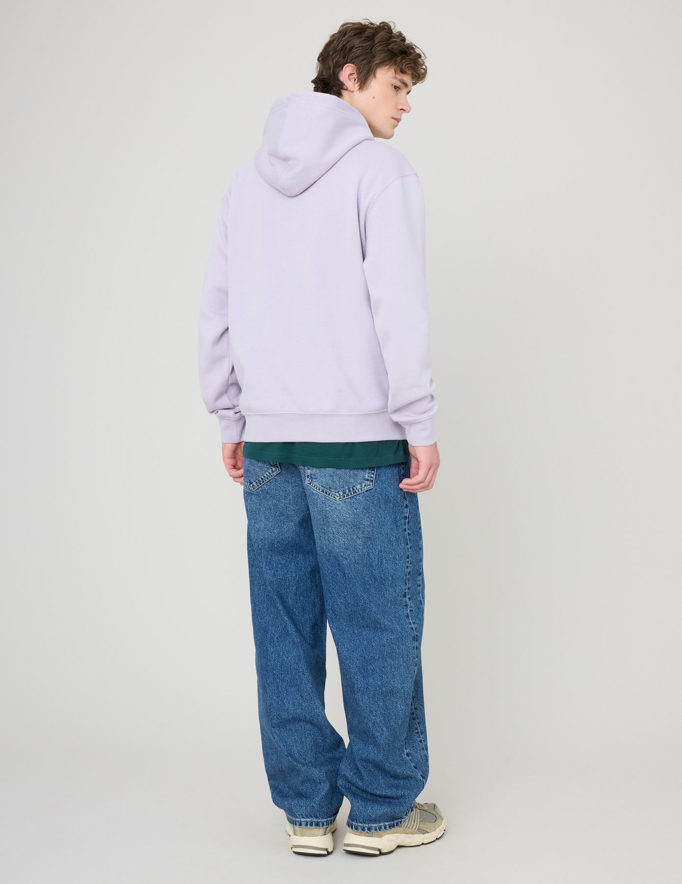 Sweat à capuche message brodé