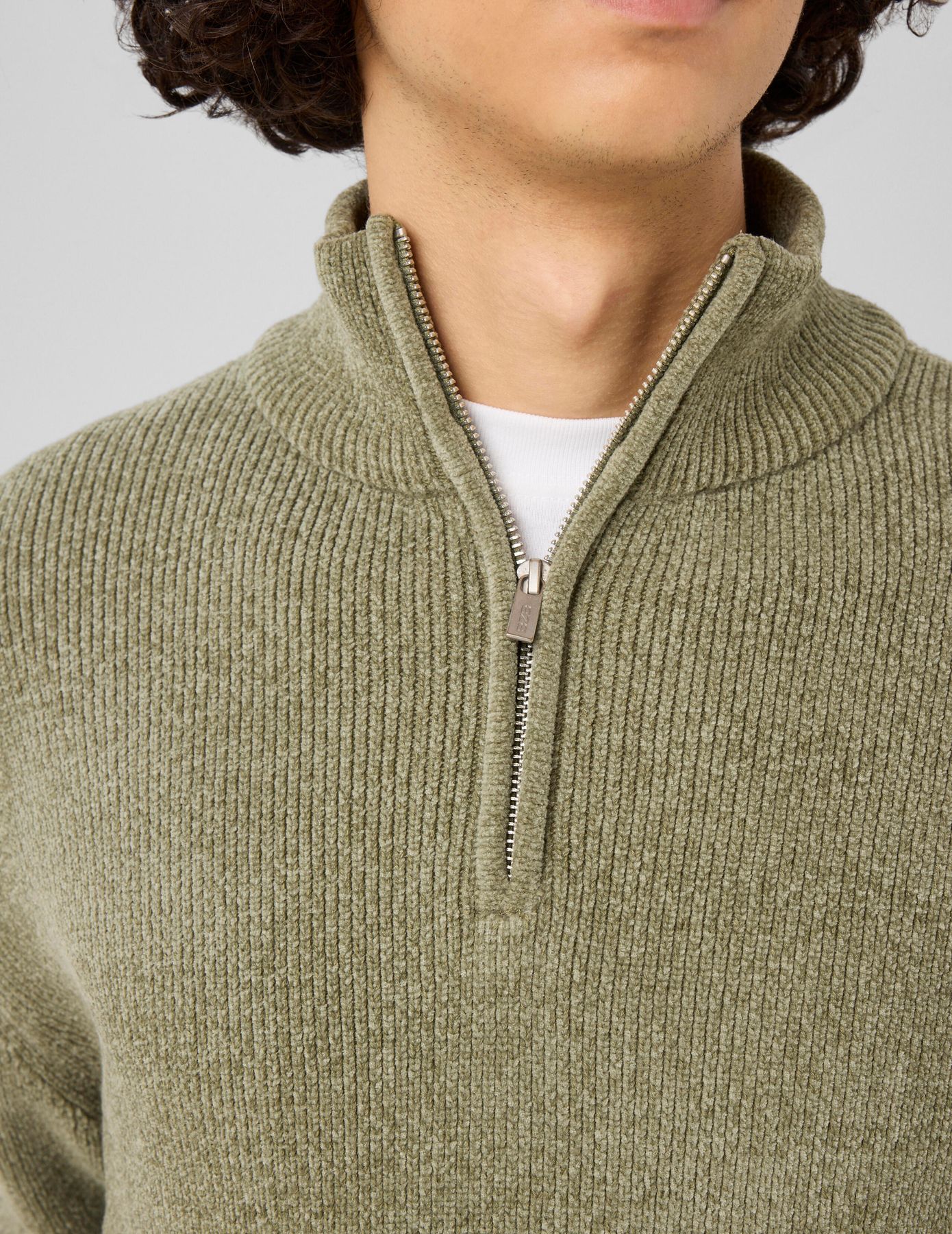 Pull chenille col montant