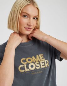 T-shirt imprim&eacute; paillettes