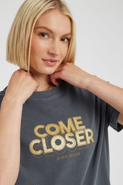 T-shirt imprim&eacute; paillettes