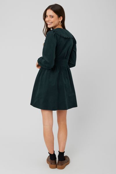 Robe courte col claudine