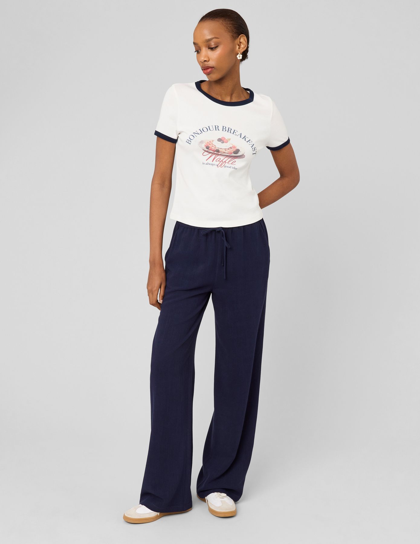 T-shirt imprim&eacute; &agrave; bords contrast&eacute;s