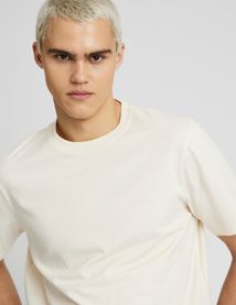 T-shirt message poitrine