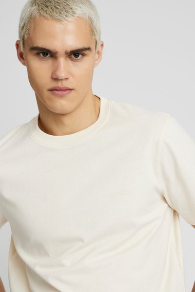 T-shirt message poitrine
