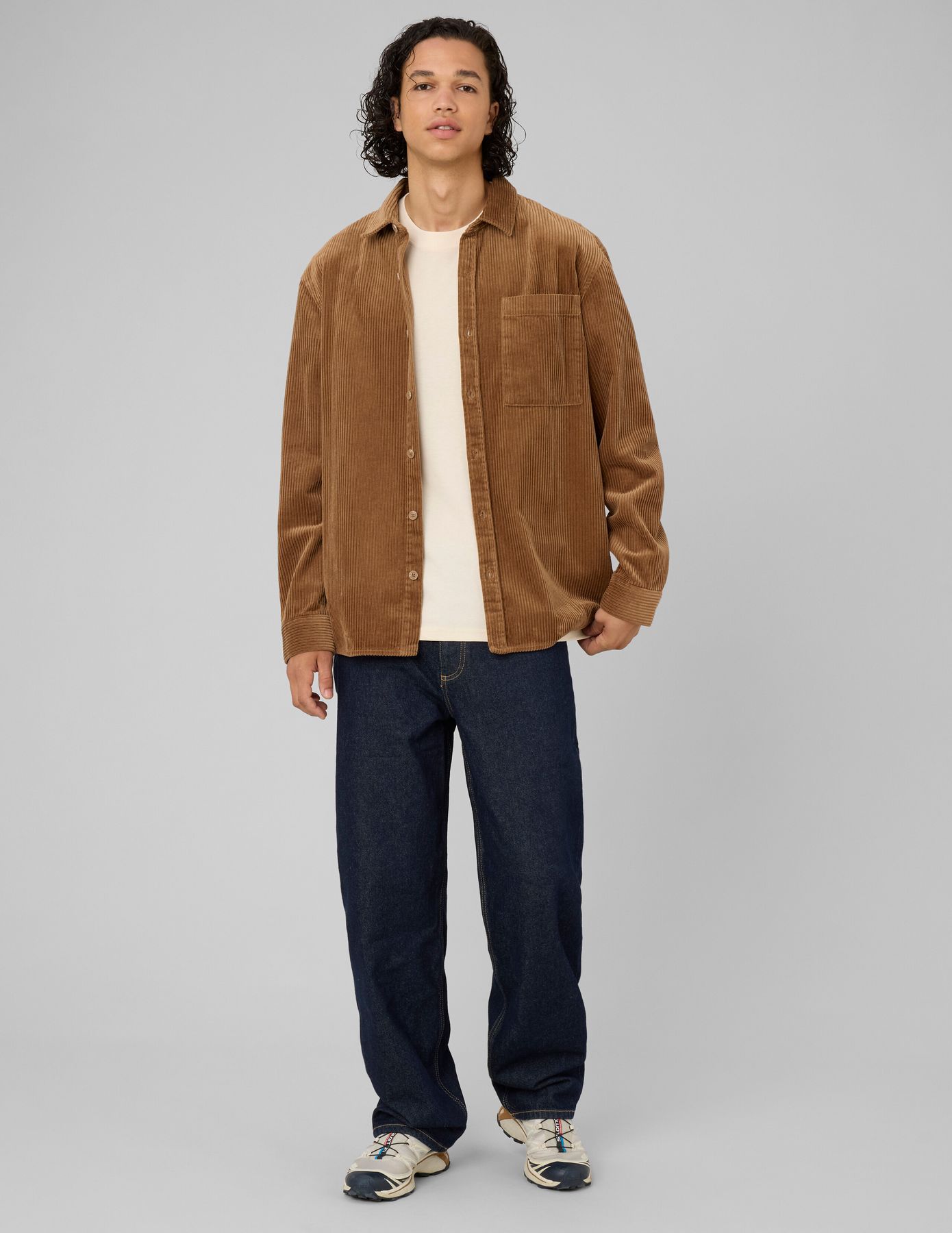 Chemise en velours c&ocirc;tel&eacute;