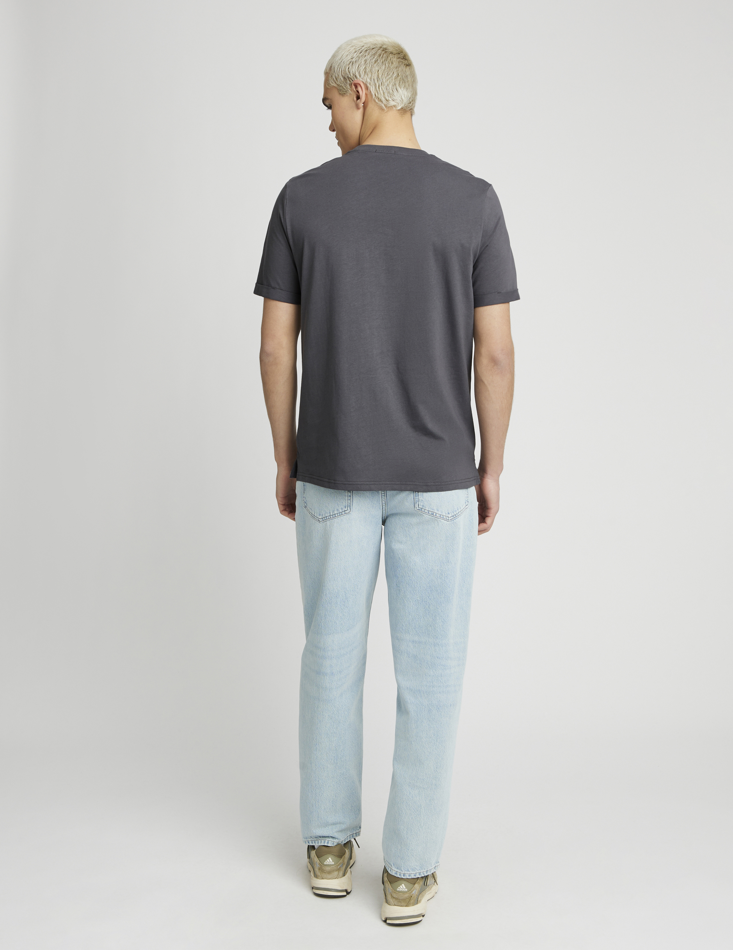 【Paragraph】24SS★ no.020 PARAGRAPH PEEKABOO T SHIRT T-Shirt TO BE YOURSELF | Bob Crew