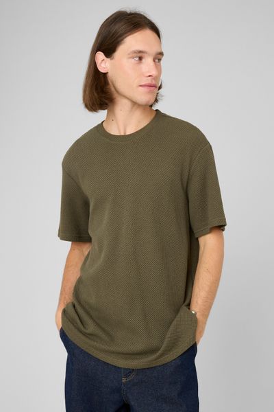 T-shirt reli&eacute;f&eacute;