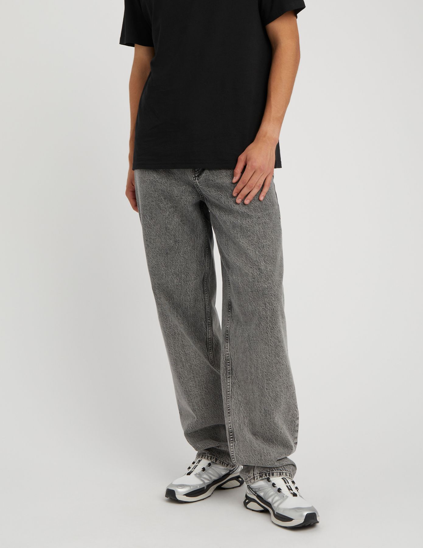 Jean loose