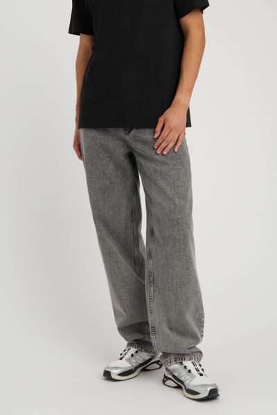 Jean loose