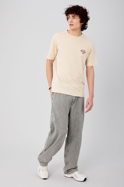 T-shirt broderie poitrine