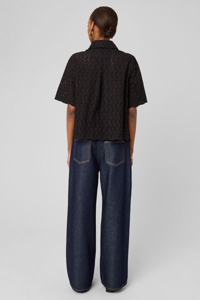 Chemisette en broderie anglaise