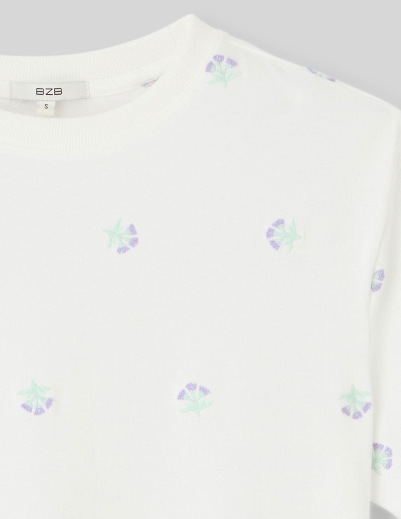 T-shirt brodé fleurs