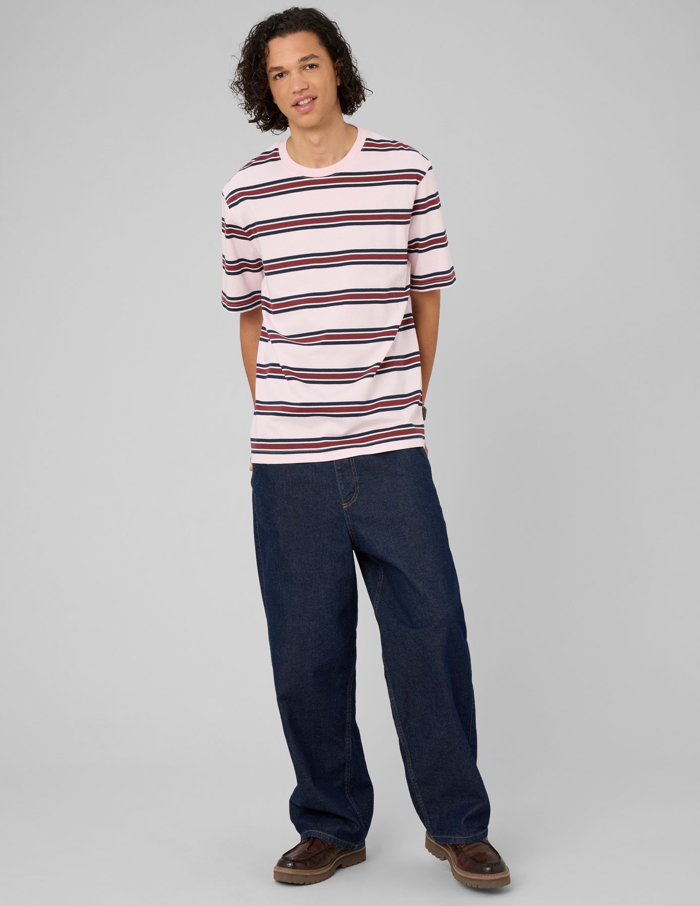 T-shirt ray&eacute;