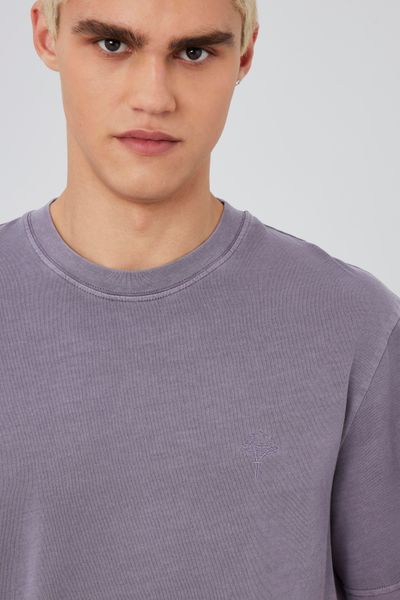 T-shirt brodé garment dye