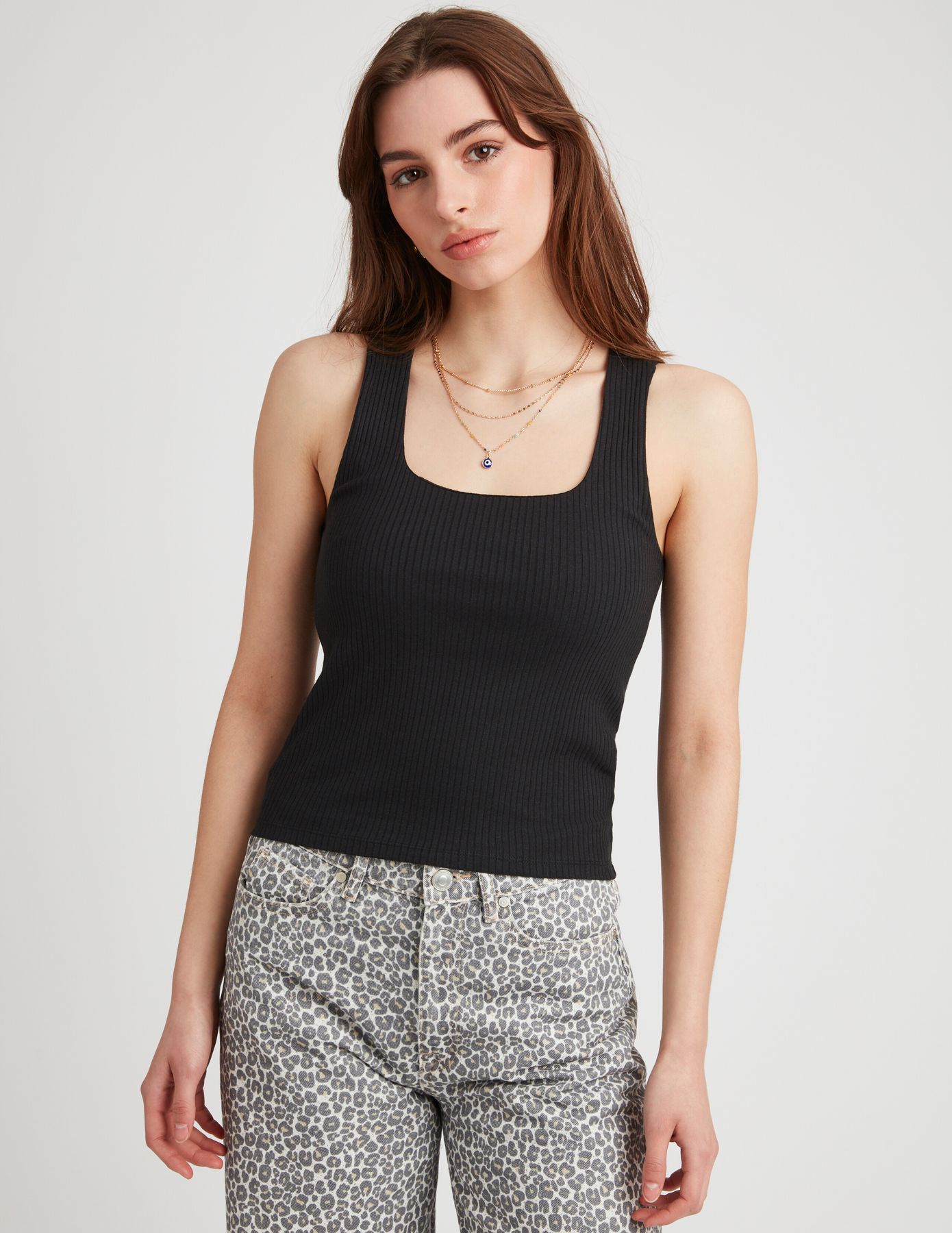 T-shirt encolure carré