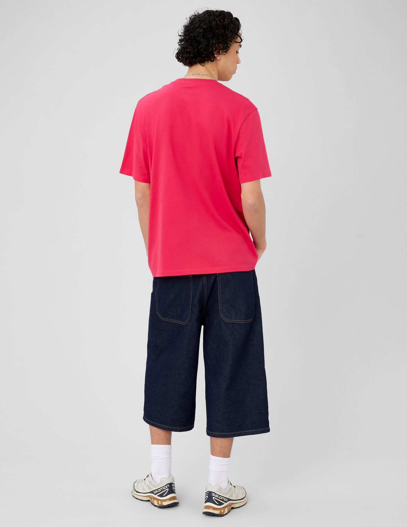 T-shirt broderie poitrine