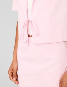 Blazer nou&eacute; court