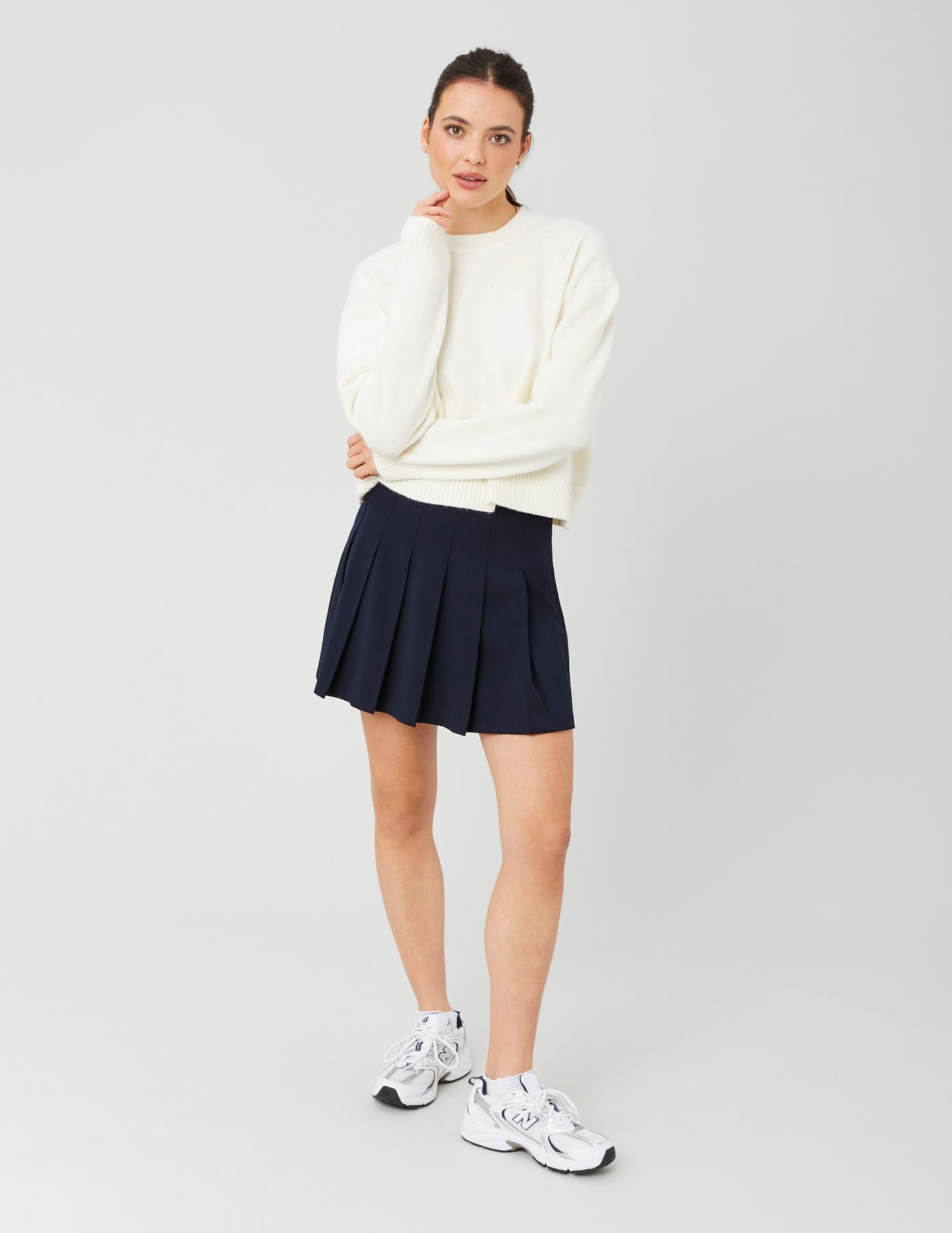 Pull broderie florale