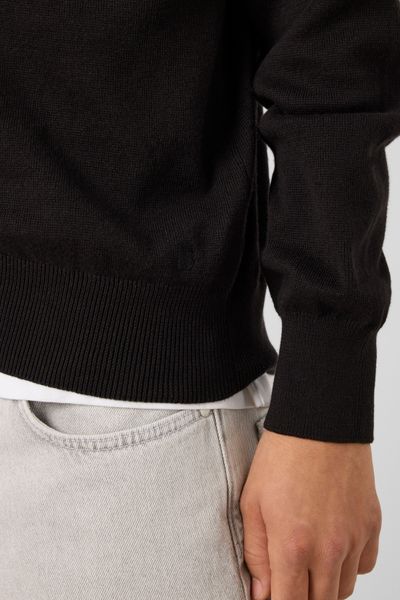 Pull col montant zipp&eacute;