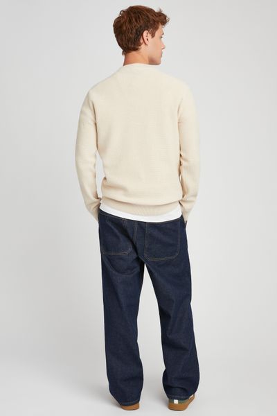 Pull matière fantaisie