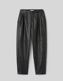 Pantalon en tissu enduit &agrave; pinces
