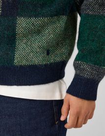 Pull &agrave; carreaux
