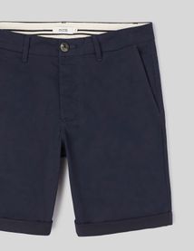 Bermuda chino