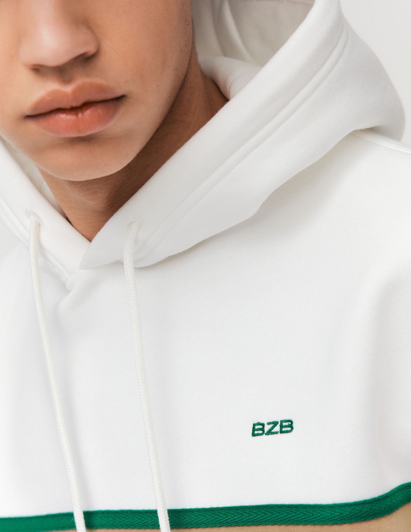 Sweat colorblock avec bande contrastée