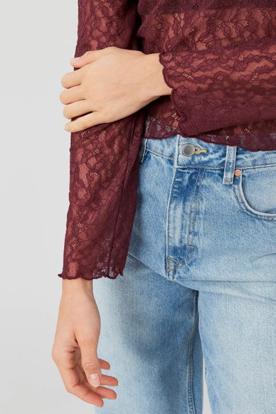 T-shirt manches longues en dentelle