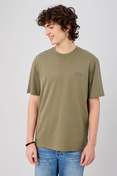 T-shirt broderie poitrine