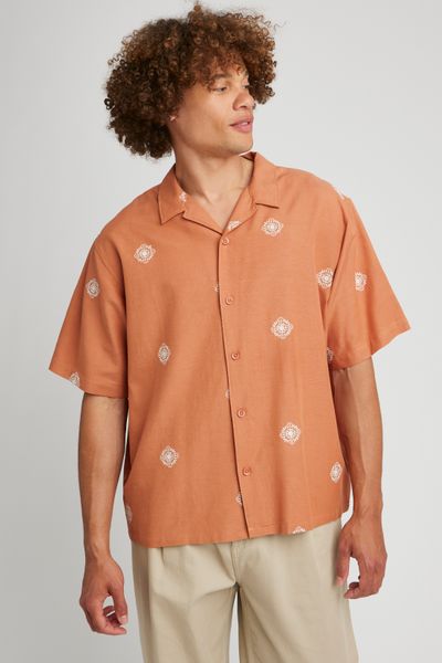 Chemise manches courtes brodée
