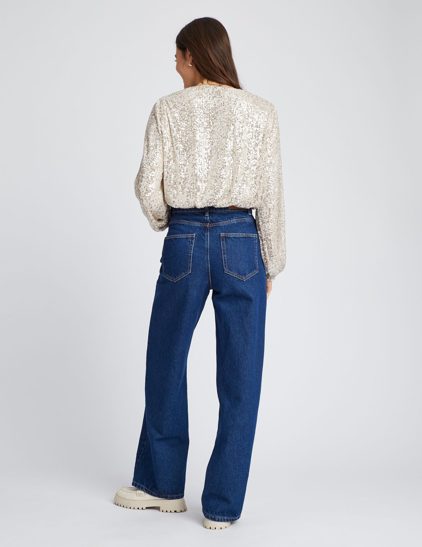 Blouse &agrave; sequins