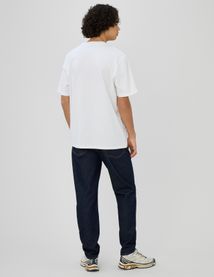 T-shirt broderie poitrine