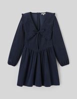Bleu fonc&eacute;