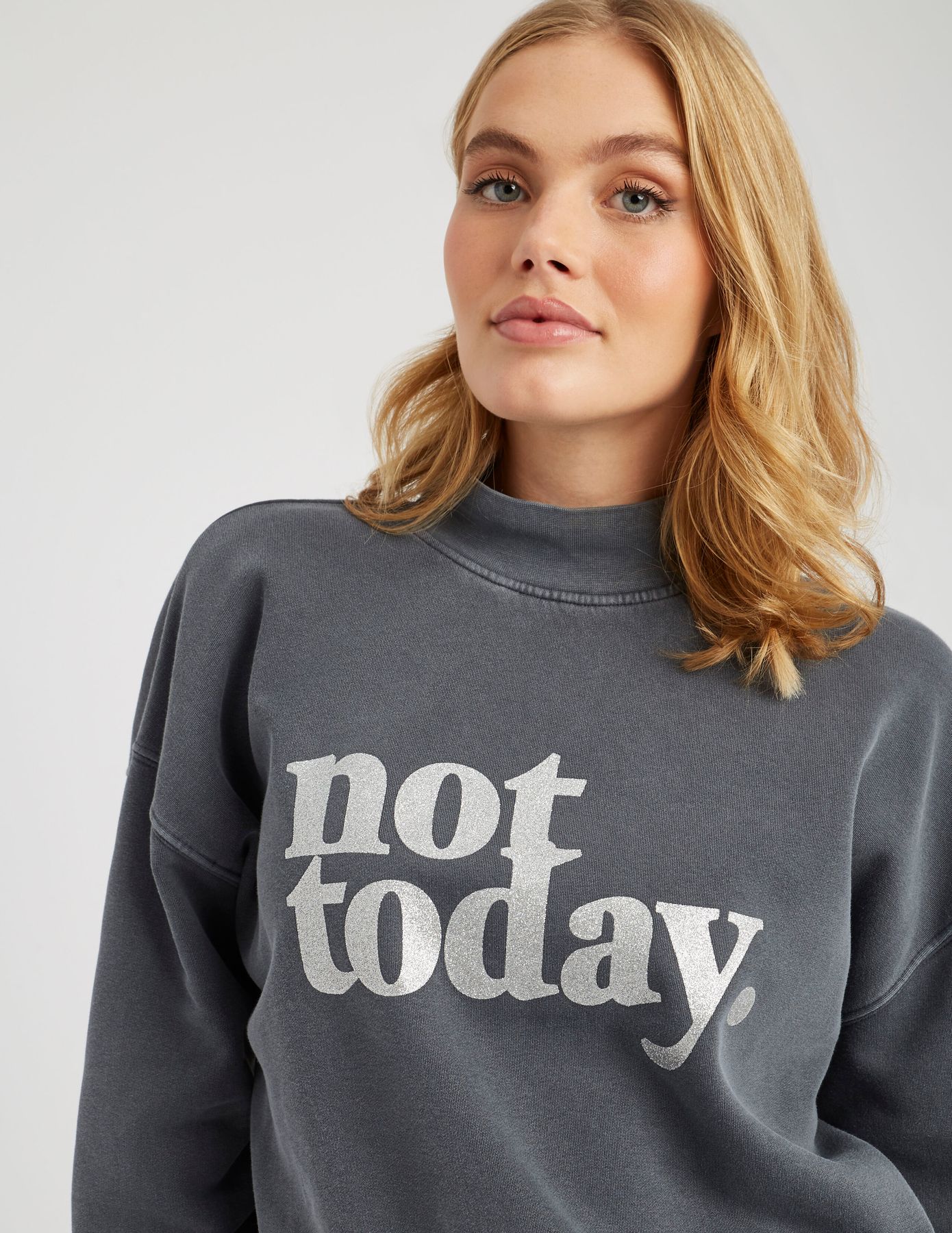 Sweat col montant pailleté