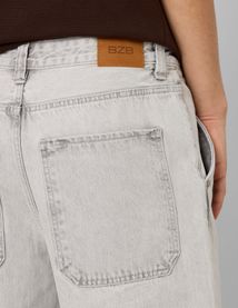 Jean skater gris clair