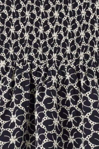 Robe bustier en broderie anglaise