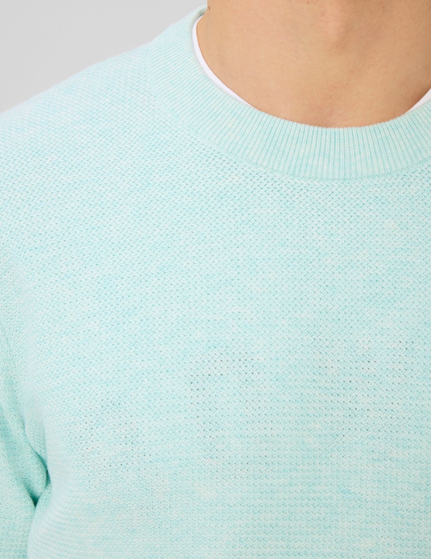 Pull mati&egrave;re fantaisie